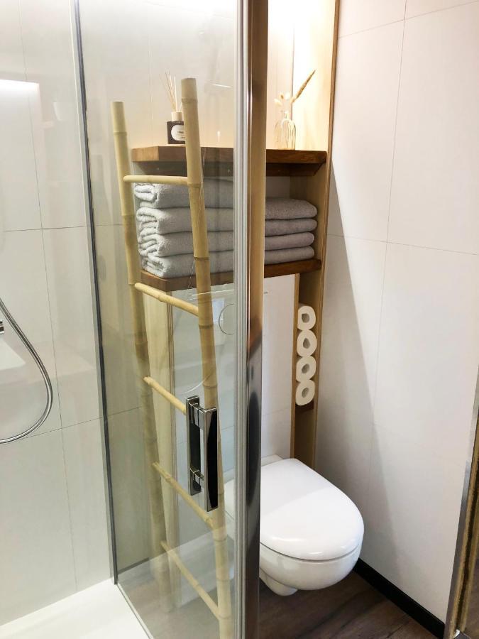 Vaimiti, Cabane Cosy Sous Les Pins Сен-Бревен-ле-Пен Екстериор снимка